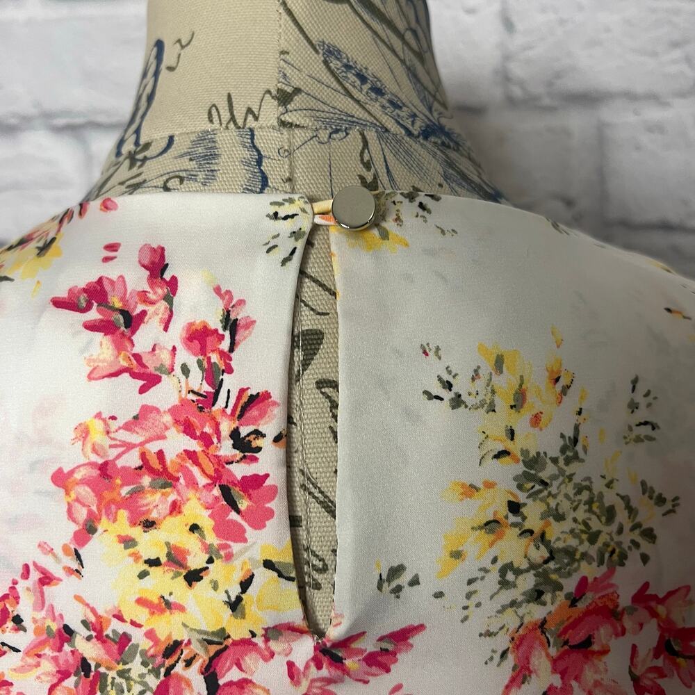White House Black Market Floral Tank Blouse - Picture 5 of 8